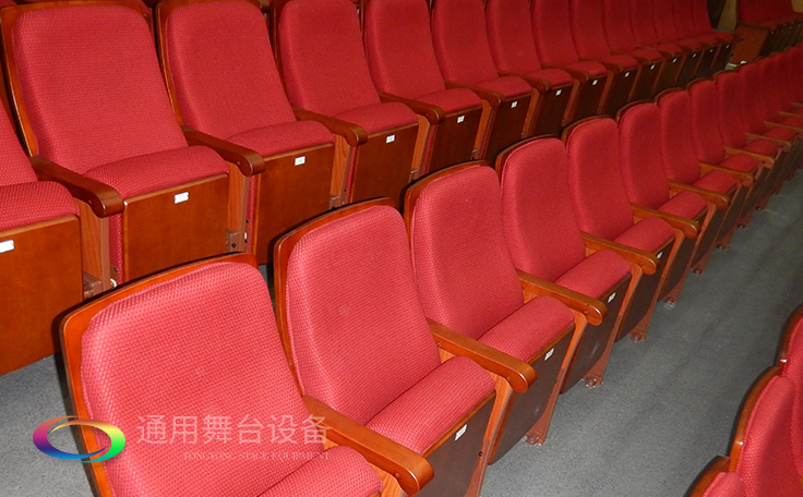 通用舞臺(tái)承接廣州市廣鐵一中報(bào)告廳舞臺(tái)幕布、燈光、音響項(xiàng)目